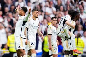 Real Madrid players rejoicing