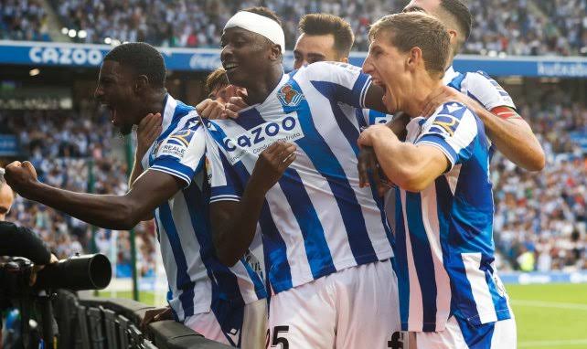 Sadiq Umar and Teammates Celebrates Goal (Photo Credit: bbc media)