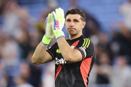 Liverpool, Aston Villa goalkeeper Emiliano Martinez