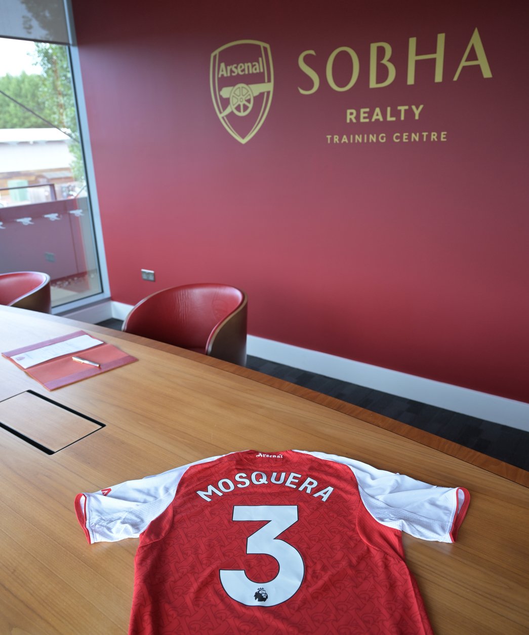 Cristhian Mosquera Shirt Number (Photo Credit: Arsenal Media)