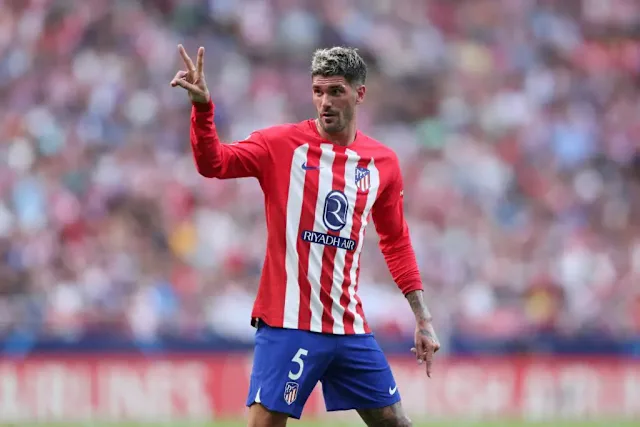 What fans are saying about Rodrigo De Paul joining Messi at Inter Miami 23 Rodrigo De Paul (Credit: Getty Images)