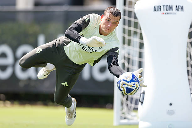 Manchester City Plot Summer Move for Real Madrid Goalkeeper Andriy Lunin