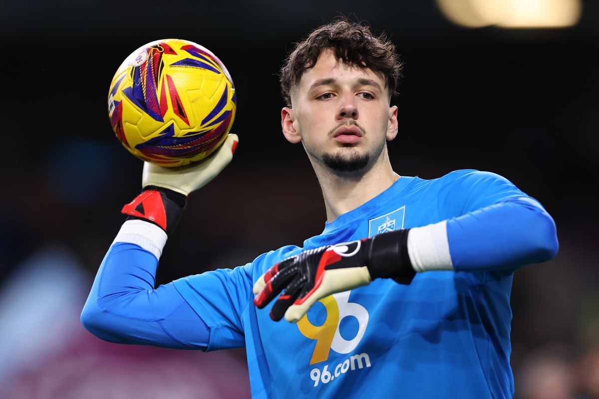 Manchester City plot €40 million swoop for Burnley shot-stopper James Trafford