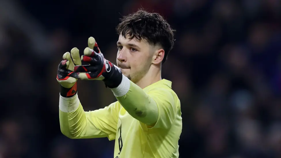 Manchester City agrees to bring Trafford