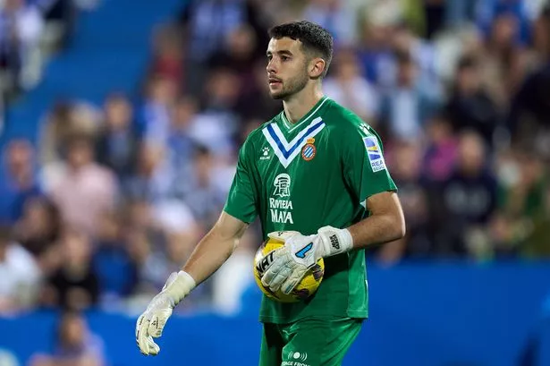 Barca finally register Joan Garcia ahead of Mallorca clash, some details still missing 