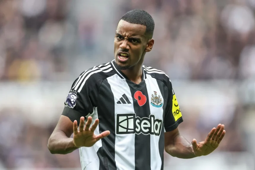 Newcastle's new attempt to renew Isak's contract rejected