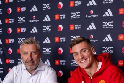Benjamin Sesko signs for Manchester United