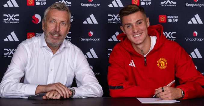 Benjamin Sesko signs for Manchester United