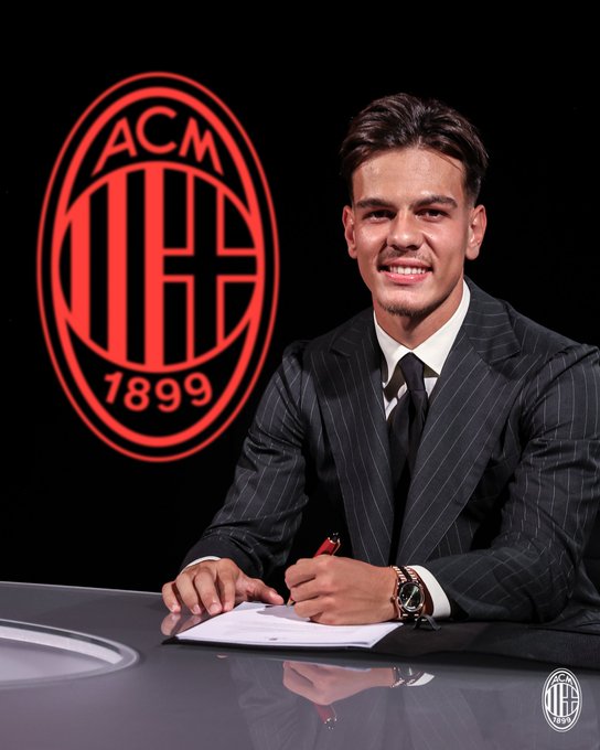 Ardon Jashari Joins AC Milan in €39M Deal : “It Was Milan or Nothing” 24 AC Milan