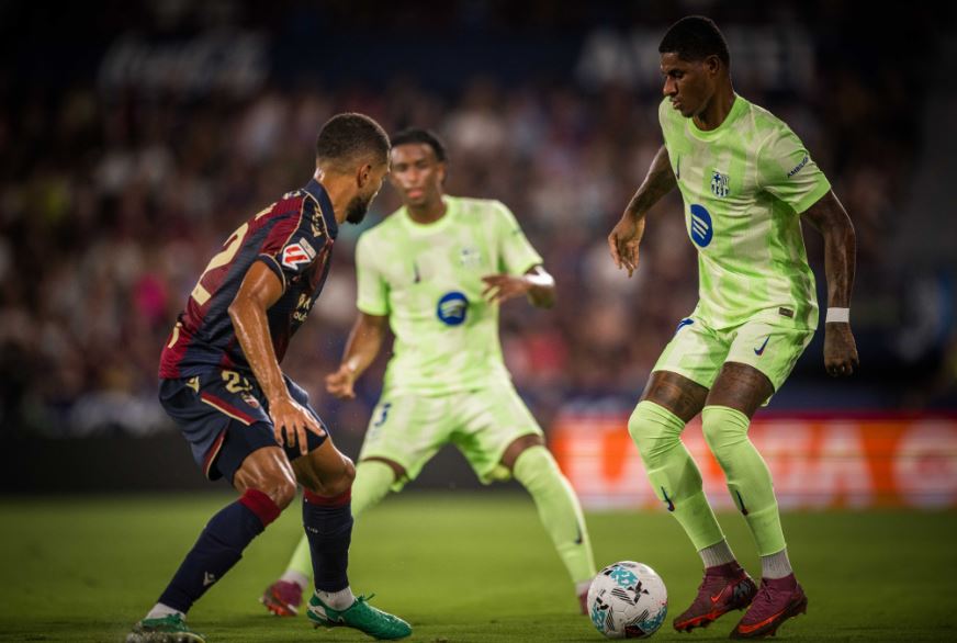 Barcelona Escape With Dramatic 3-2 Win Over Levante After Second-Half Fightback 3341 Rashford in action