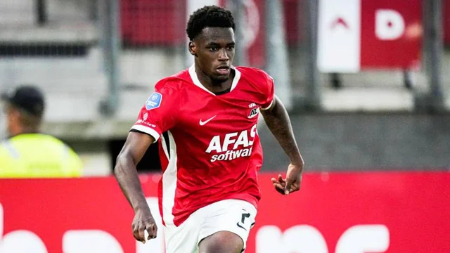Bayer Leverkusen agree deal with AZ Alkmaar for winger Ernest Poku