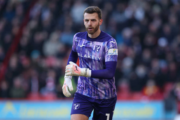 Nottingham Forest Sign Goalkeeper Angus Gunn on Free Transfer 23 Nottingham Forest