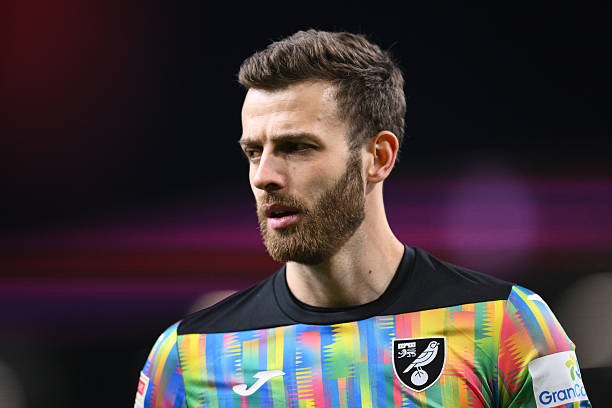 Nottingham Forest Sign Goalkeeper Angus Gunn on Free Transfer
