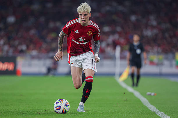 Garnacho Rules Out Besiktas Move, Keen on Staying in the Premier League 23 Garnacho