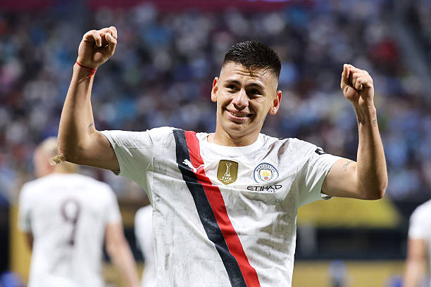 Bayer Leverkusen Beat Dortmund and Roma to Sign Claudio Echeverri