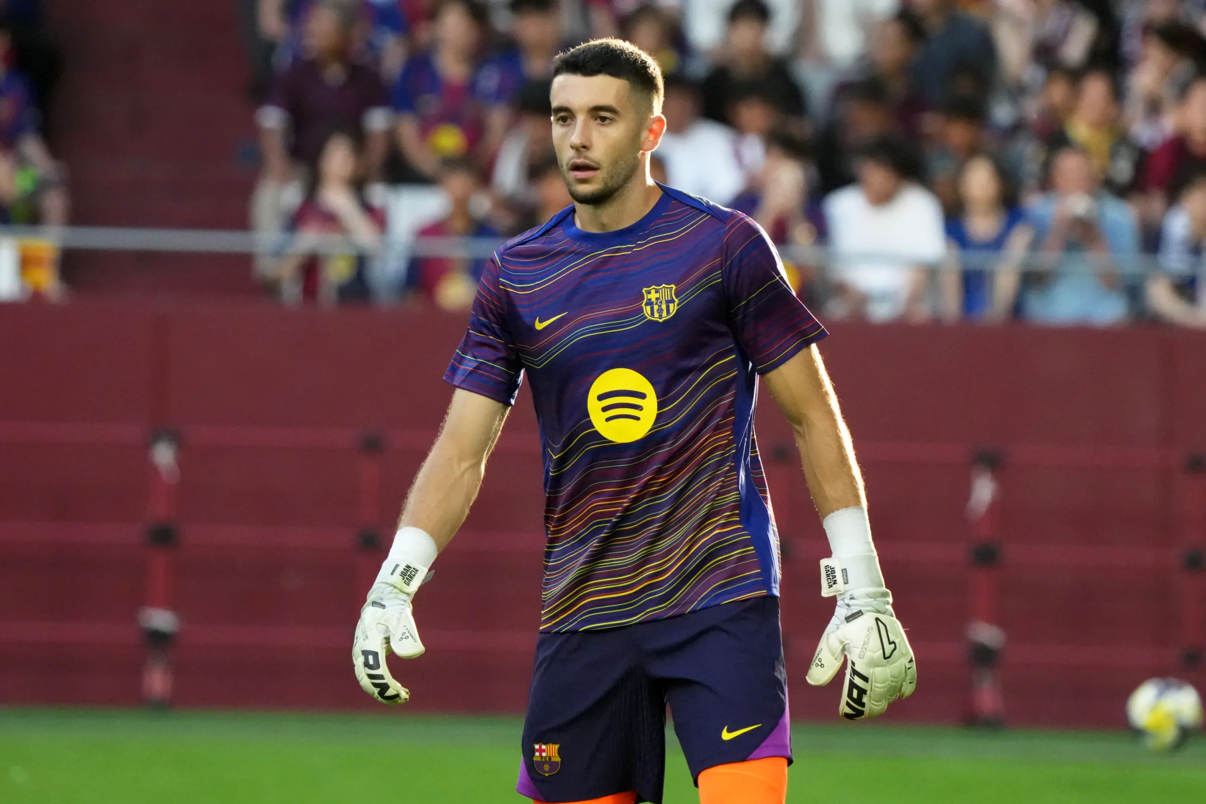 Barca finally register Joan Garcia ahead of Mallorca