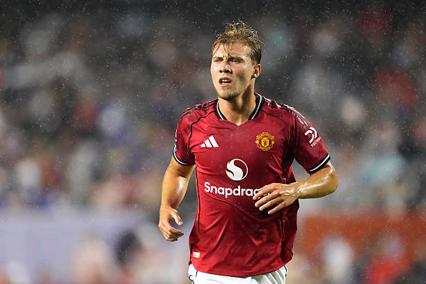 AC Milan Exploring Loan Deal for Rasmus Højlund, Player Yet to Approve Move 23 AC Milan