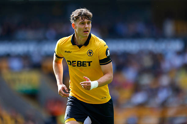 Newcastle Refuse to Give Up on Jørgen Strand Larsen Despite Wolves Stance