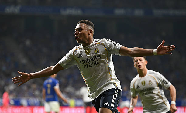 Mbappé Brace Powers Real Madrid to 3-0 Victory Over Real Oviedo 3304 Real Madrid