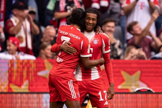 Harry Kane scored a brace, alongside a single goal from trio players Serge Gnabry, Alexander Pavlovic and Lius Diaz for the hosts to extend their dominance in the league. (Credit: Softfootball).