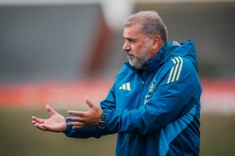 New Nottingham Forest coach Ange Postecoglou is conducting his first training sessions with the players. (Credit: Nottingham Forest file).