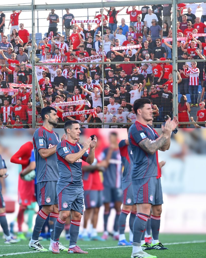 Olympiacos Players applauding the fans after a game (Photo Credit: Olympiacos facebook page)
