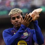 Lamine Yamal celebrates Kopa Trophies (Photo Credit: Barcelona via X)