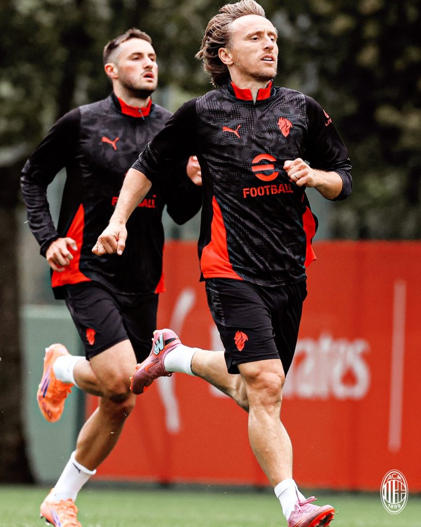 AC Milan's Luka Modric and Luka Jovic in training (Photo Credit: AC Milan X handle)