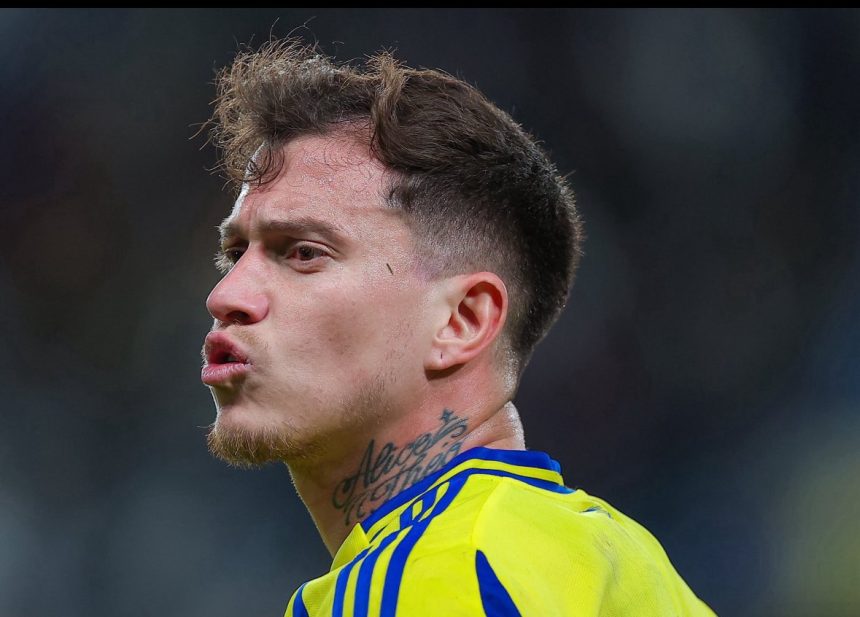 Alnassr midfielder Otavio