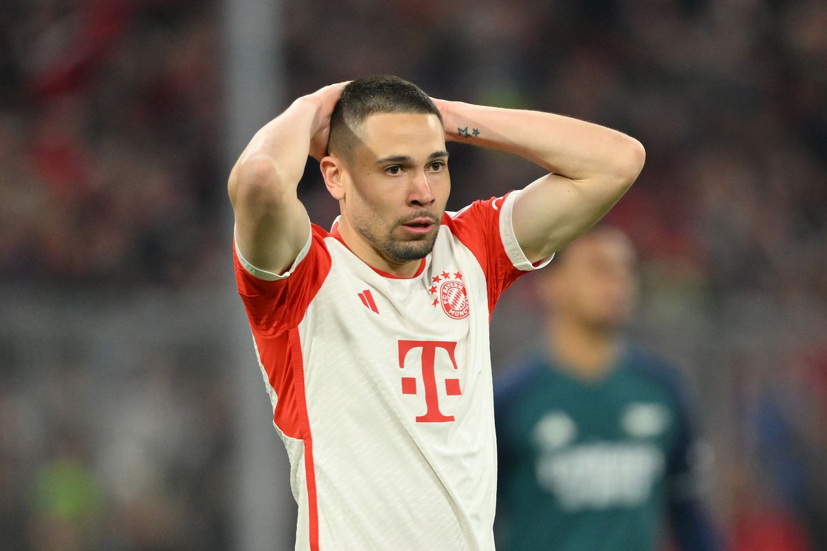 Raphael Guerreiro. Photo credit: Bayern Munich media.