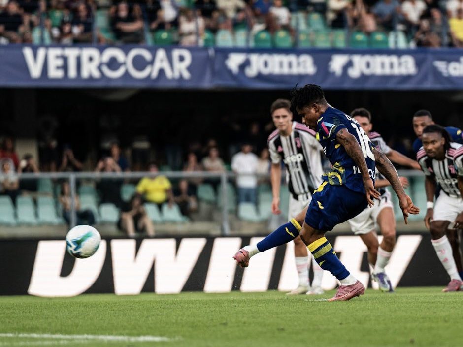 Gift Orban scores his debut goal for Verona this evening. (Credit: Verona on X).