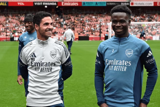 Saka and Arteta (Credit: Arsenal media file).
