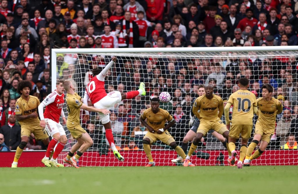 Eberechi Eze scores. Photo credit: Arsenal Media