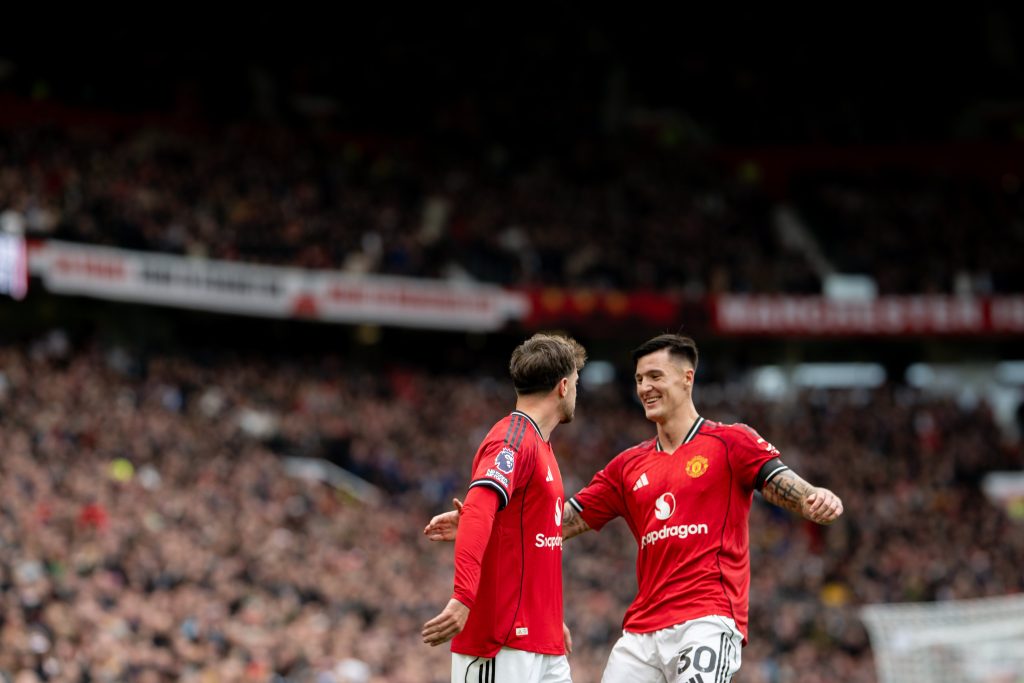 Manchester United players Mason Mount and Benjamin Sesko (Photo Credit: Manchester United X handle)