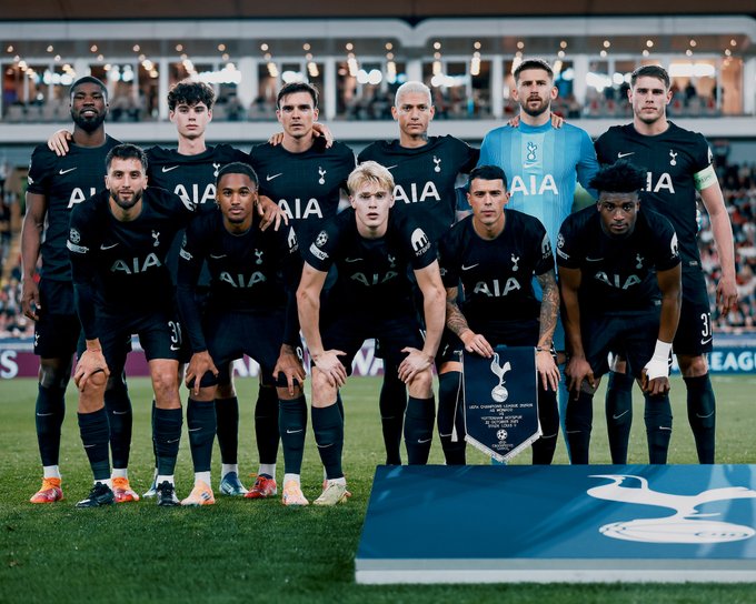 Tottenham players (Photo Credit: Spurs via X)
