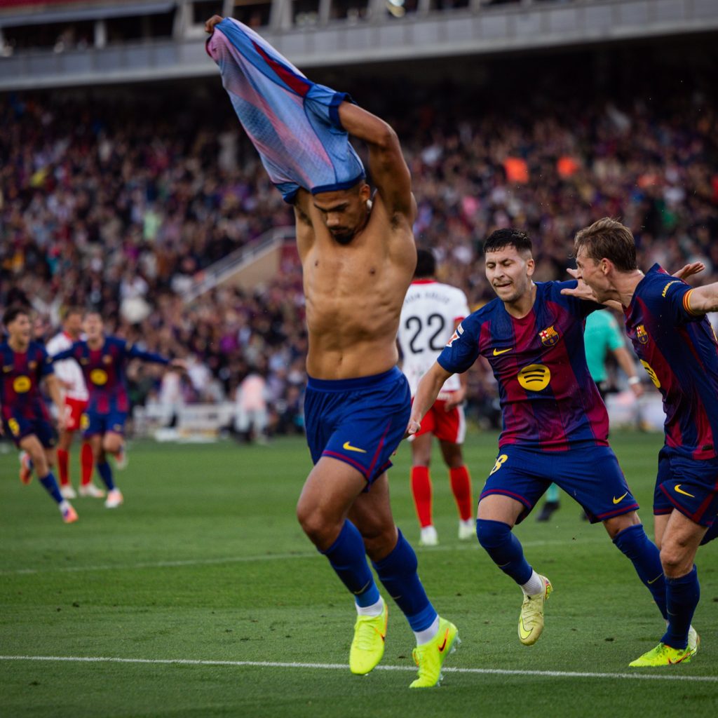 Ronald Araujo after scoring the late winner for Barcelona (Photo Credit: Barcelona X handle)