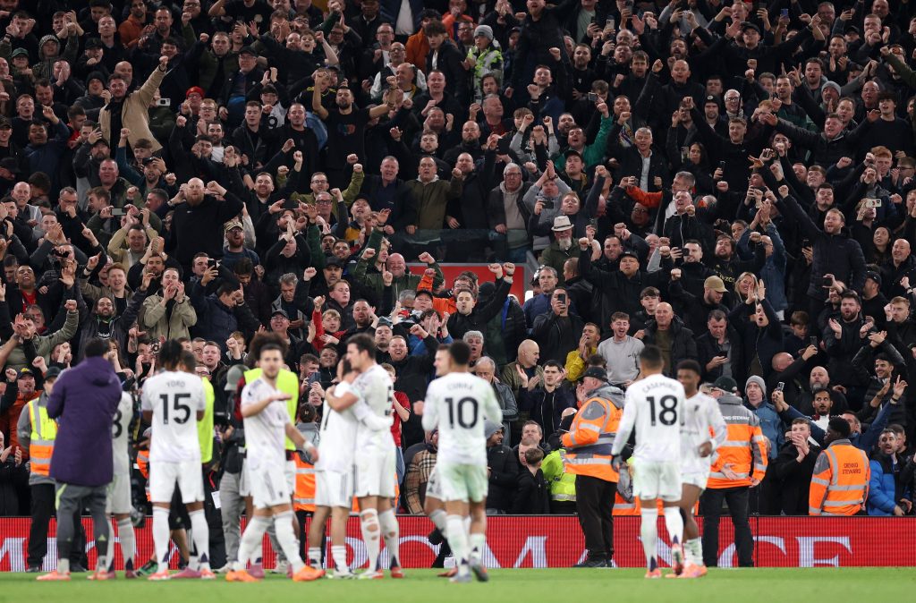 Manchester United players celebrate with after wining against Liverpool (Photo Credit: Manchester United X handle)