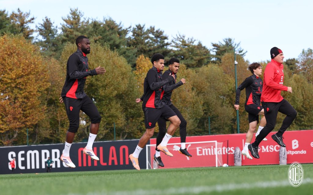 Ac Milan Players training ahead of the game (Photo Credit: Ac Milan x handle)