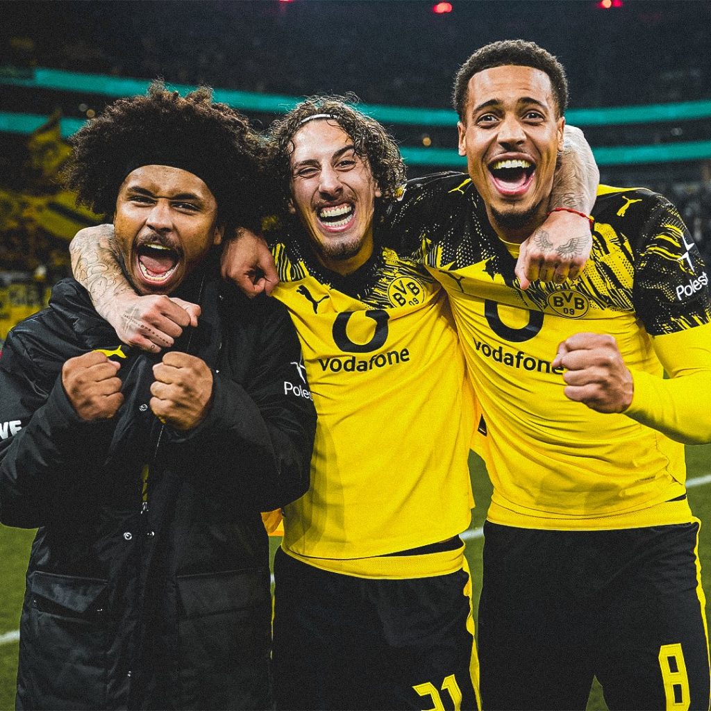 Borussia Dortmund players after full timw whistle  (Photo Credit: BVB X handle)