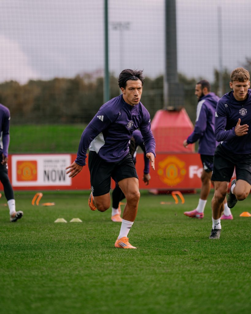 Lisandro Martinez in training (Manchester United X Handle)