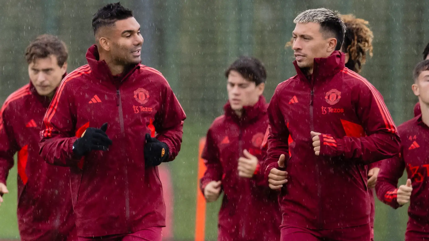 Casemiro and Lisandro Martinez (Photo Credit: Manchester United X handle)