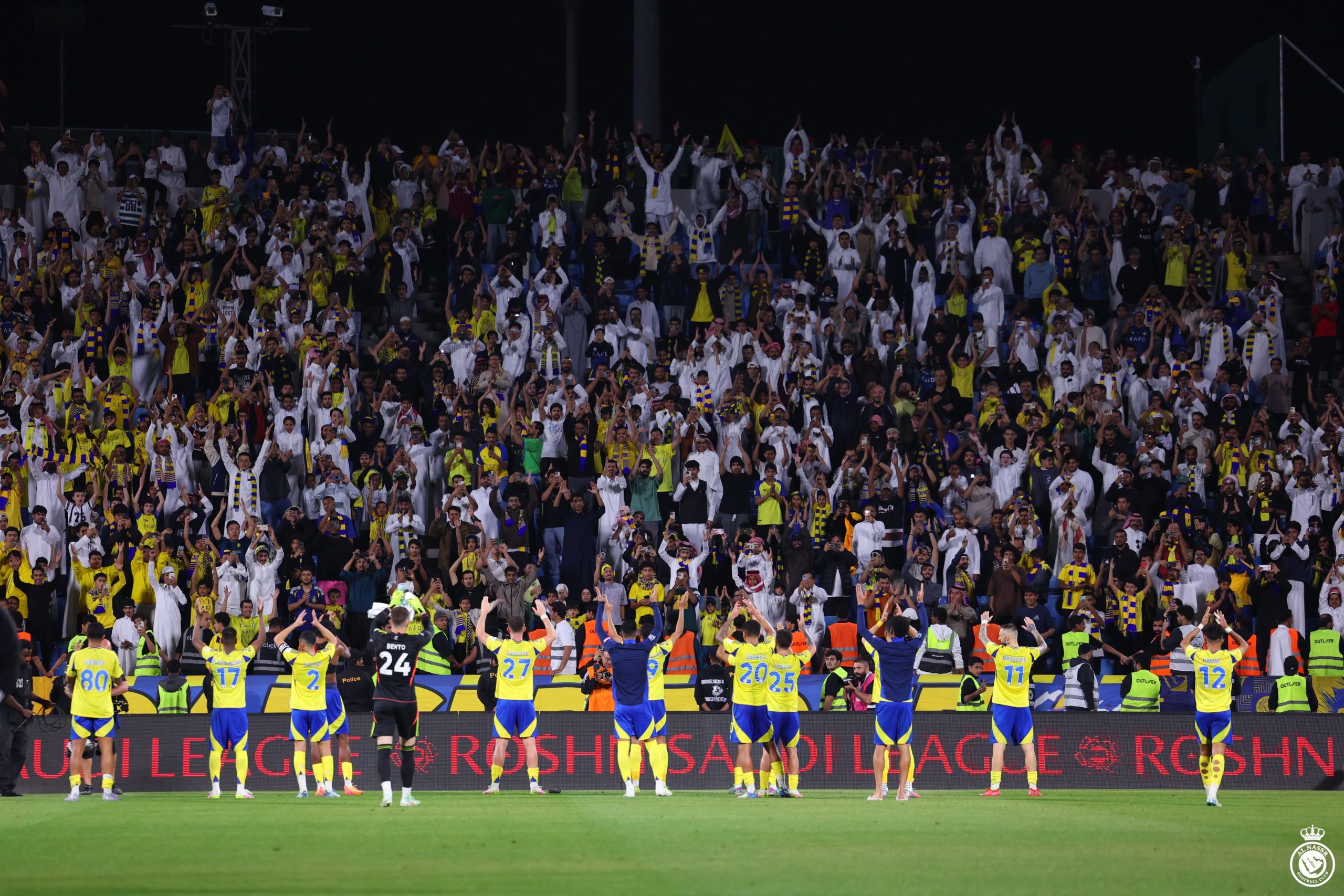 Al Nassr players applauding fans after a game (Photo Credit: Al Nassr X handle)