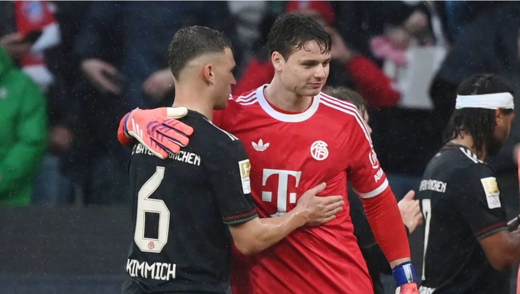 Jonas Urbig. Photo Credit: Bayern Munich Media