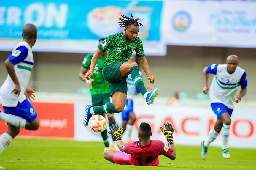 Ademola Lookman escapes tackles. Photo Credit: Super Eagles official media