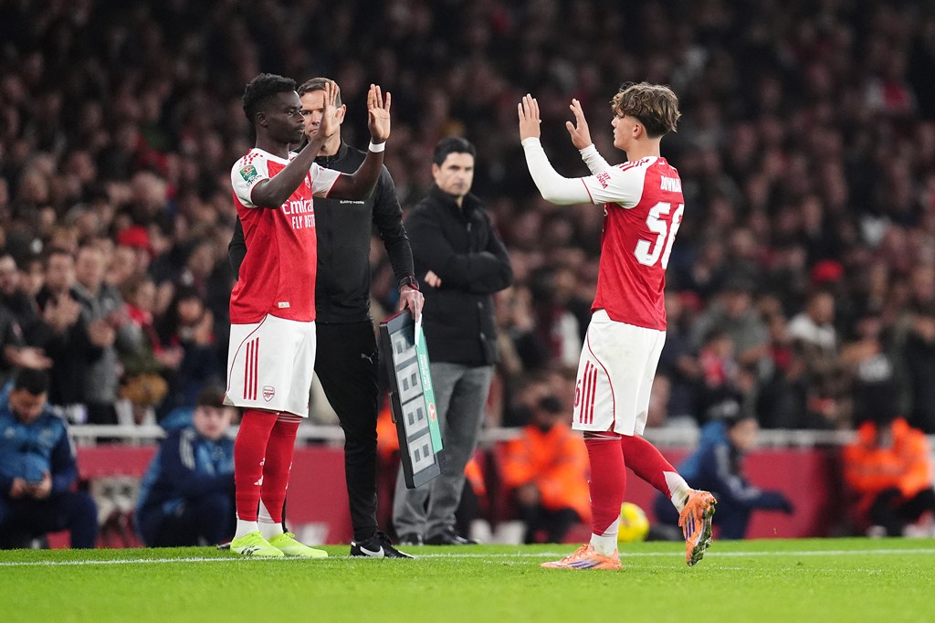 Max Dowman makes way for Bukayo Saka (Photo Credit: Arsenal Media)