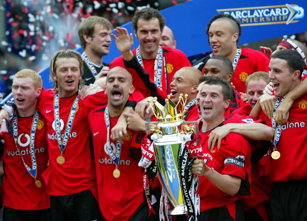 Manchester United's Roy Keane lifts the premiership trophy, after the Barclaycard Premiership match at Goodison Park, Liverpool. (Photo Credit: Manchester United facebook page)