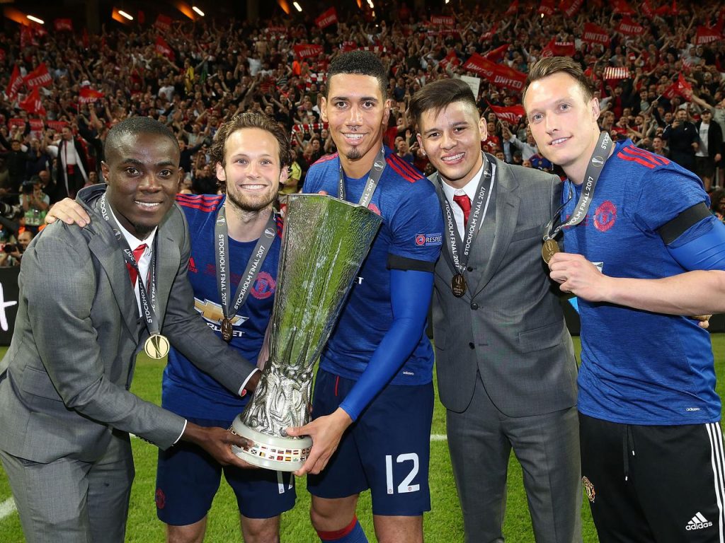 Chris Smalling with the Uefa Europa League Title at Manchester united (Photo Credit: Manchester united via X)