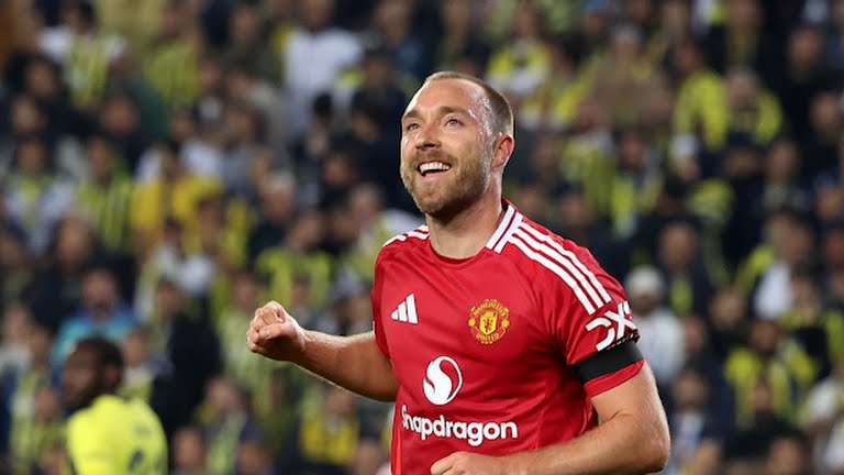 Christian Eriksen is on target to give Manchester United a 0-1 advantage - Photo Credit : REUTERS