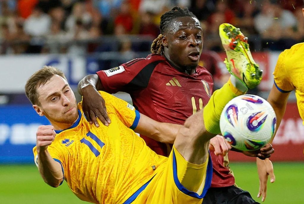 Doku fights for the ball. (Photo Credit: Belgium Media).