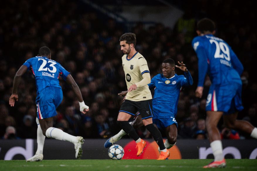 Ferran Torres against Chelsea. (Photo Credit: Barcelona Media).